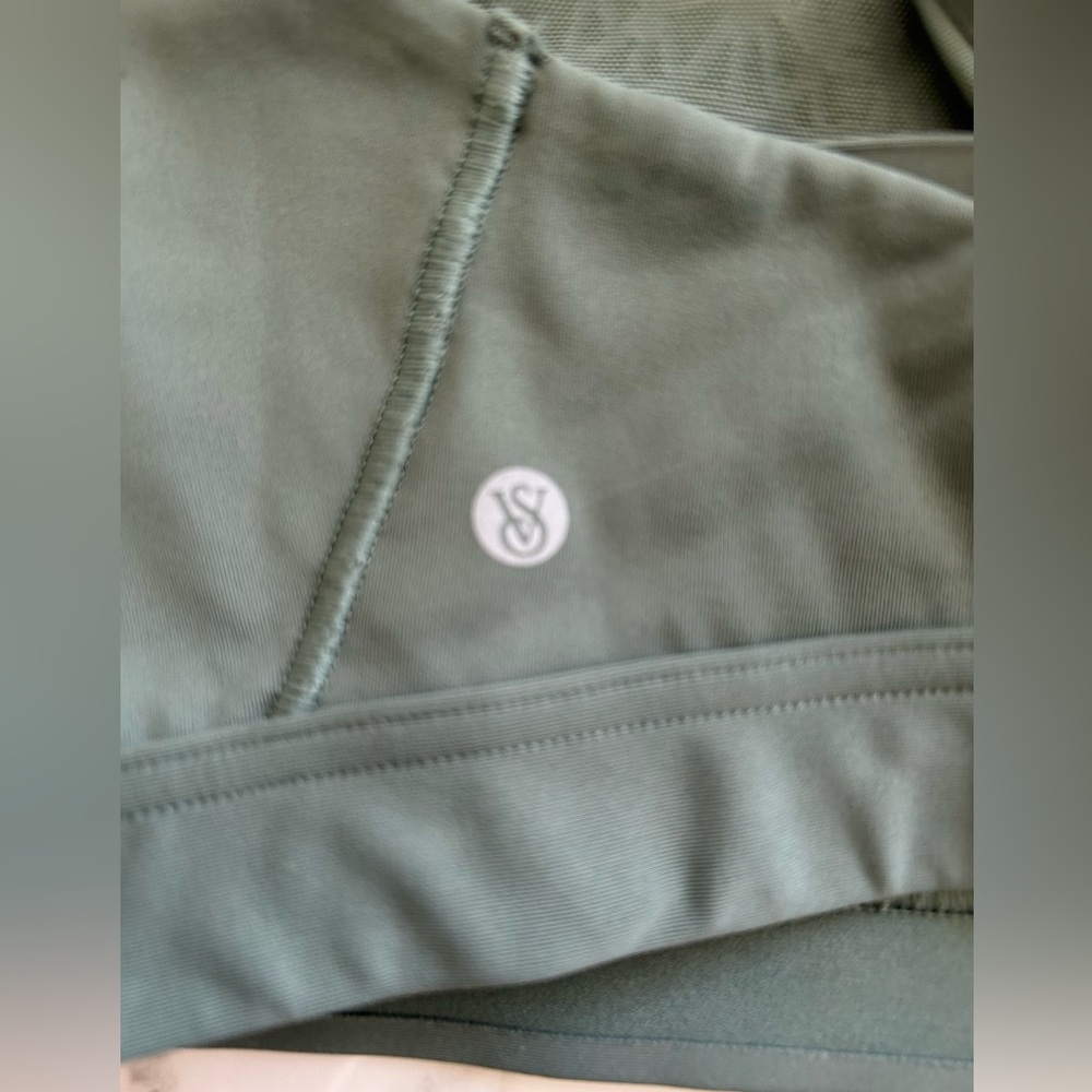 Victoria's Secret Sport Sage Green Sports Bra & Leggings Set Small Medium - Picture 8 of 15